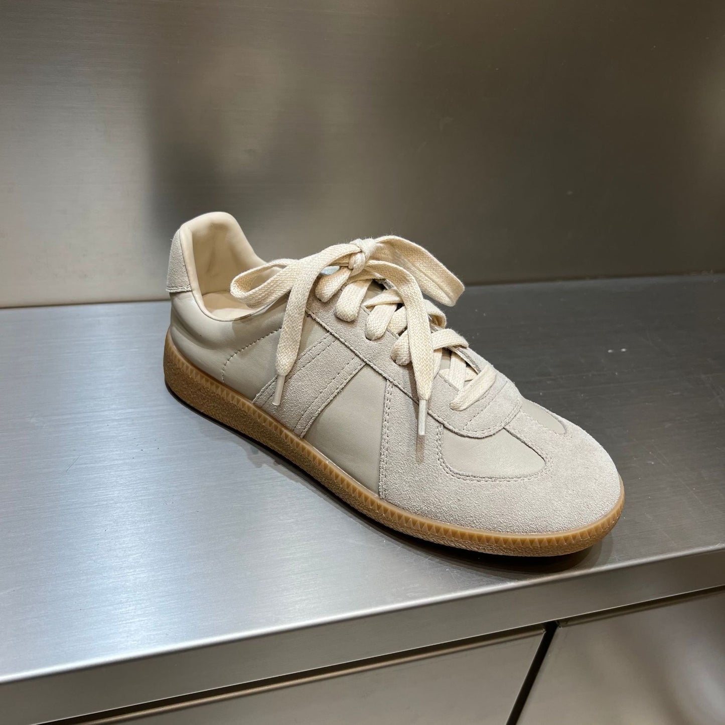 Women's Elk High Version Retro Genuine German Training Round Sneakers