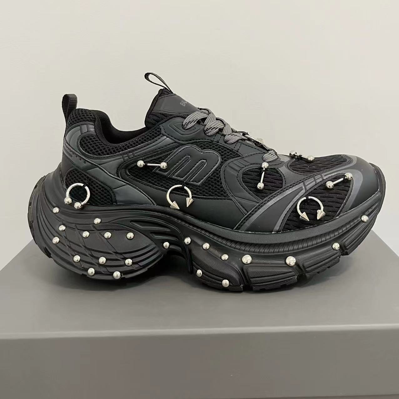 Women's Dad Rivet Model Style Platform Height Increasing Couple Women's Sports Shoes