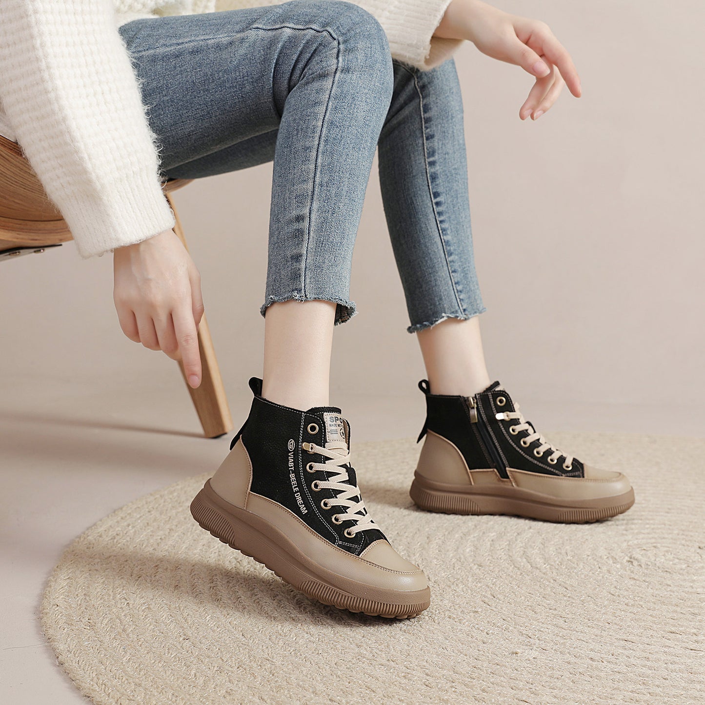Women's Layer Cowhide Retro High Top White Comfortable Soft Soled Sneakers