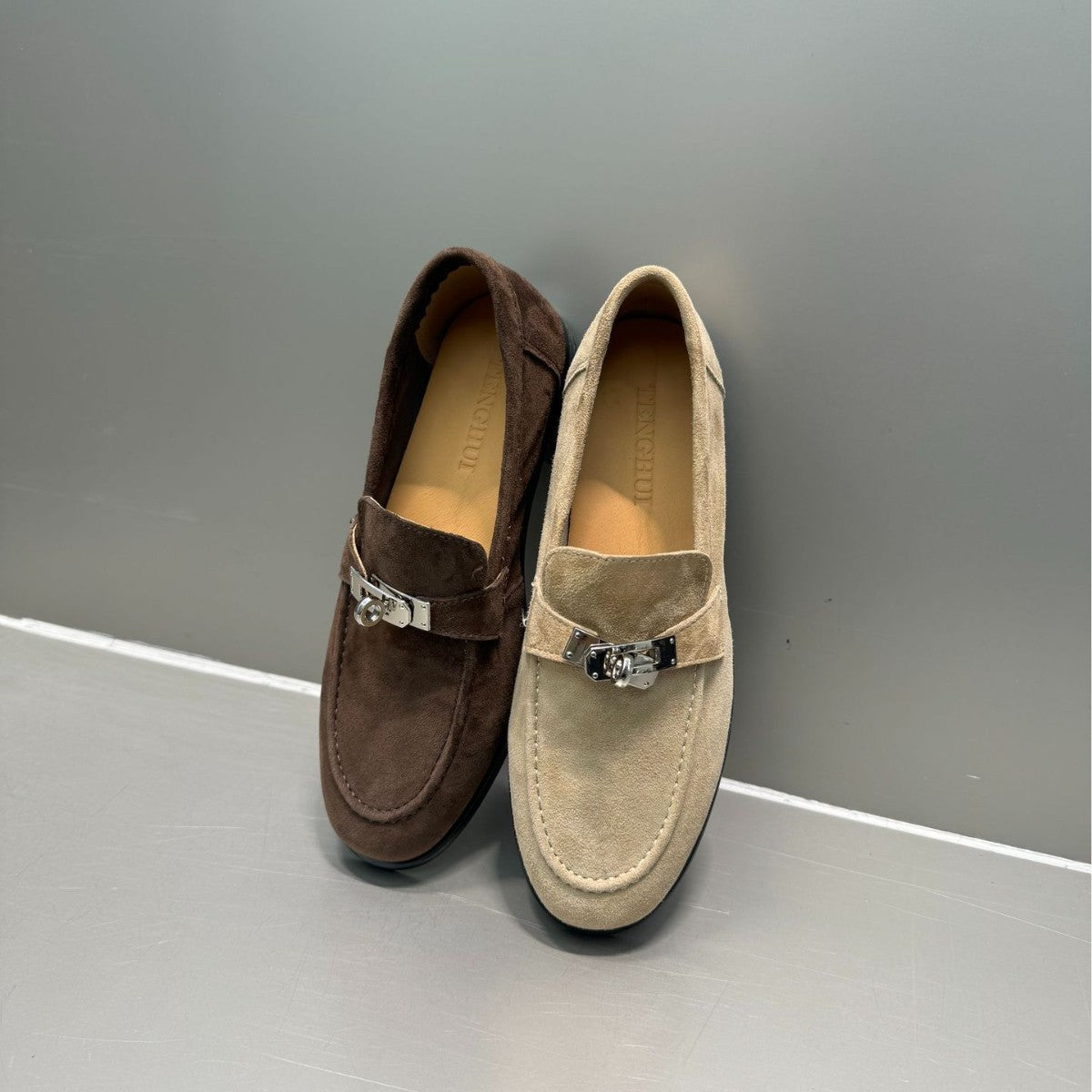 Women's Lock Flat European Goods Round Toe Pumps Loafers