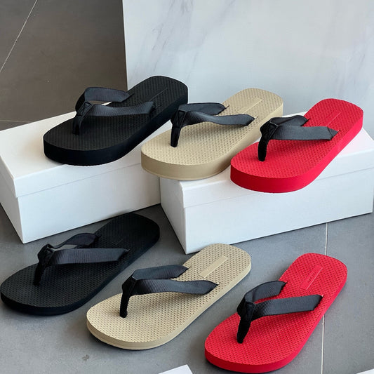 Women's Fashionable Seaside Black Red Flip-flops Flat Slippers