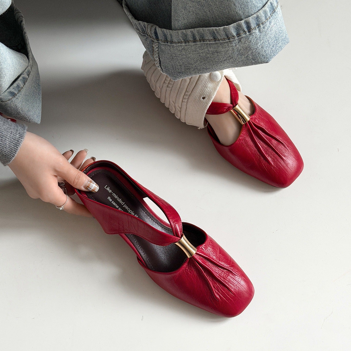 Women's Super Popular Beautiful Small Wedge Roman Breathable Muller Closed Toe Slippers
