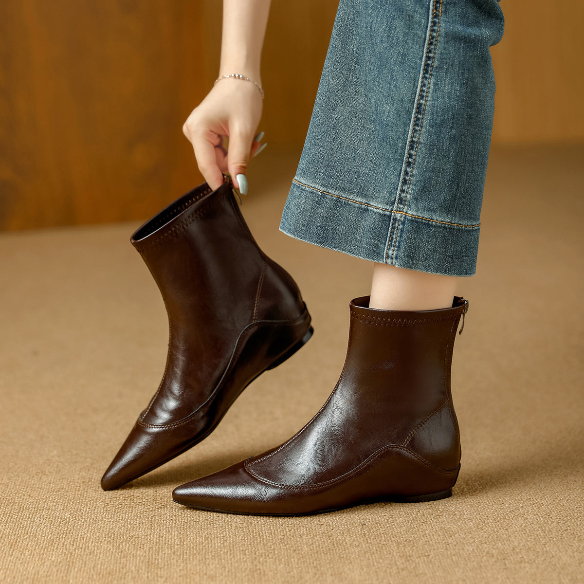British Style Pointed Toe Skinny Soft Fashion Inner Height Increasing Women's Leather Boots