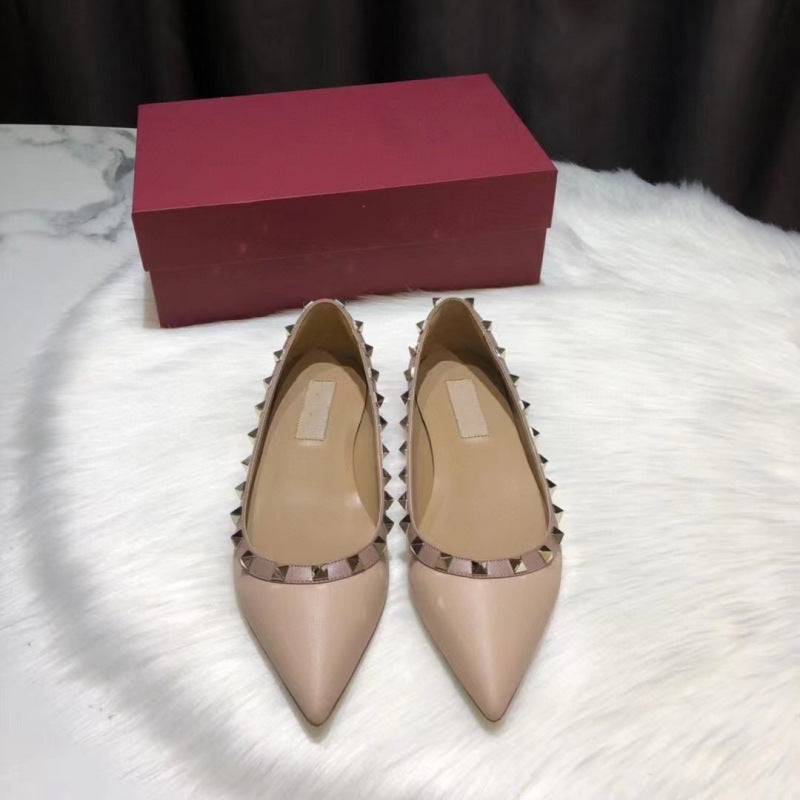 Women's Shallow Mouth Rivet Pointed Flat Summer Flat-heeled Wedding Women's Fashion Shoes