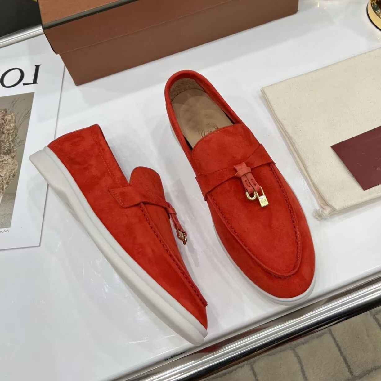Men's Slip-on Soft Bottom Lovers Cowhide Comfortable Loafers