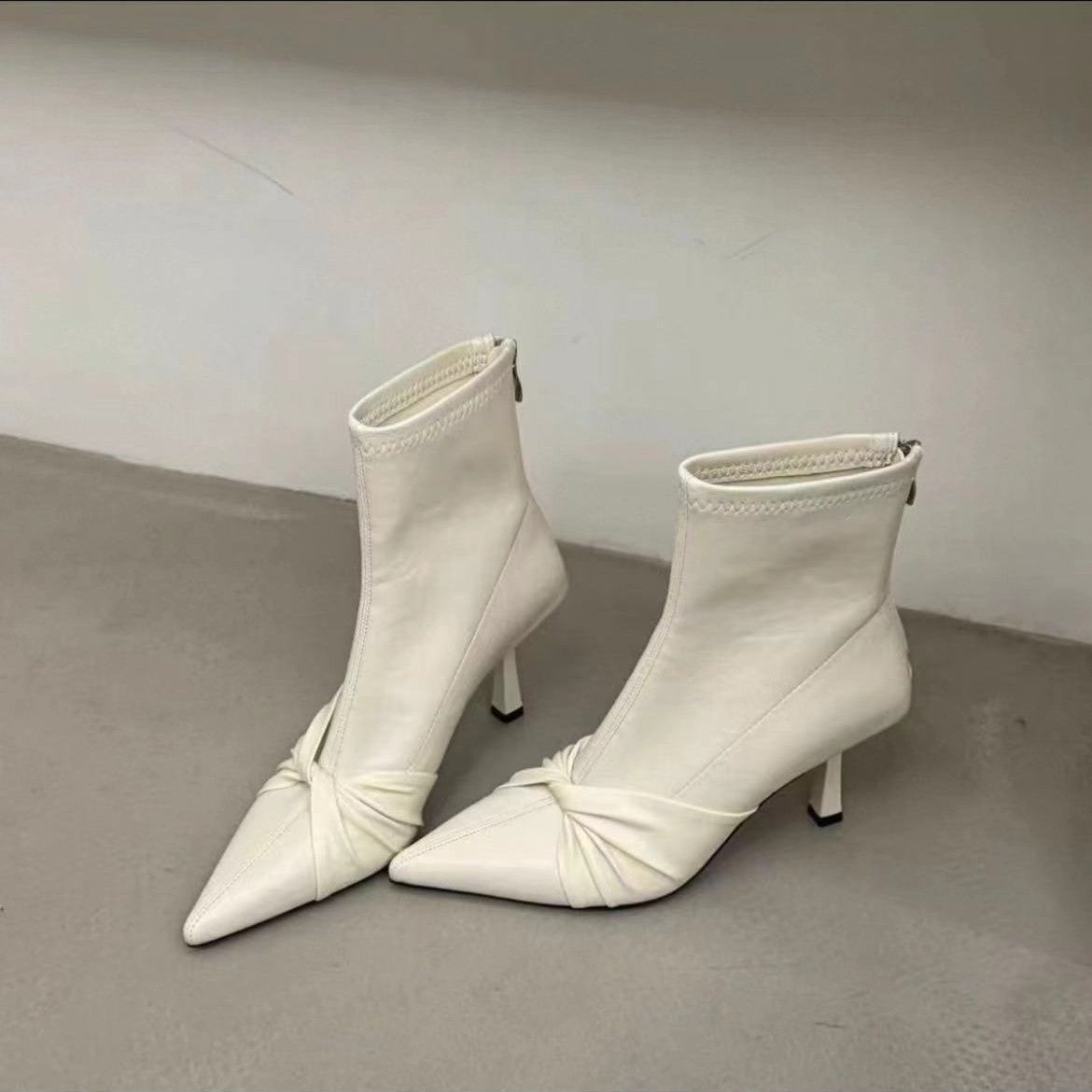 Women's Stiletto Thin Bootie High Slimming Back Zipper Outer Wear Women's Leather Boots