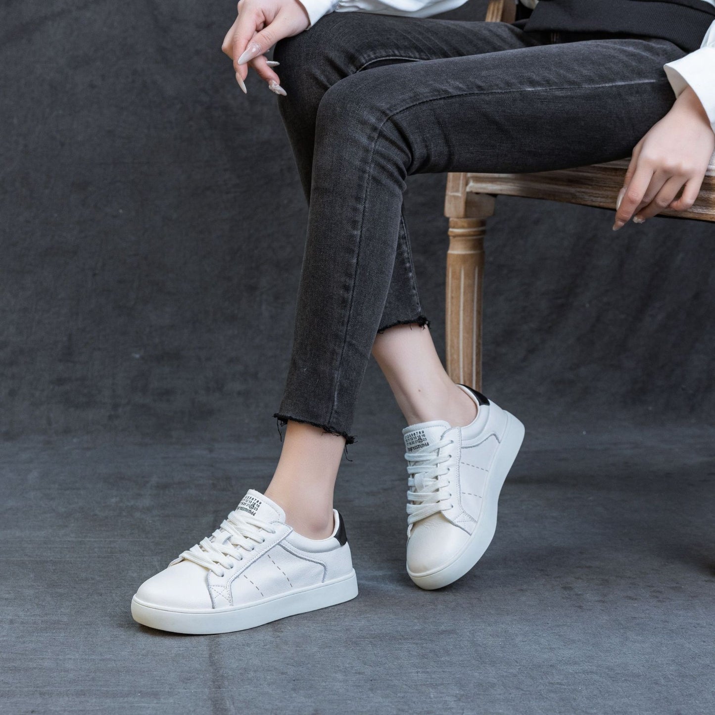 Women's Easy Wear Flat Comfortable Sports Board Breathable Women's Casual Shoes