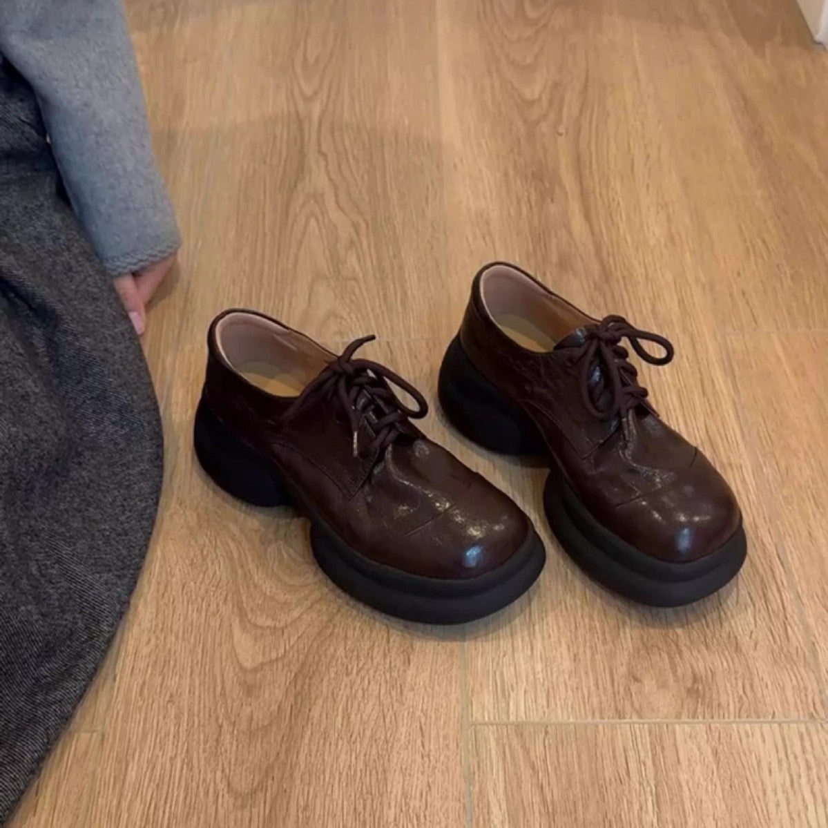 Women's Versatile Small Comfortable Not Tired Feet Chunky Leather Shoes