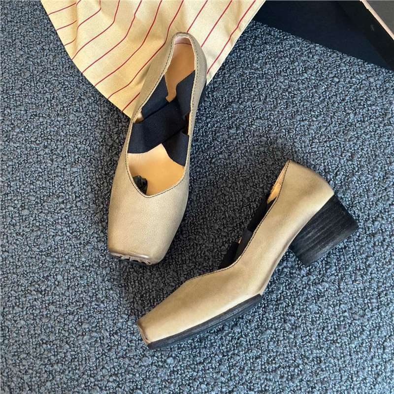 Women's Style Handmade Retro Pig Nose Ballet Authentic Square Toe Mid Heels