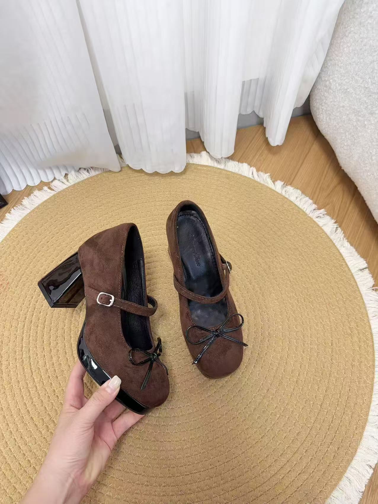 Women's Small Height Increasing Insole High Low-cut Chunky Mary Women's Casual Shoes