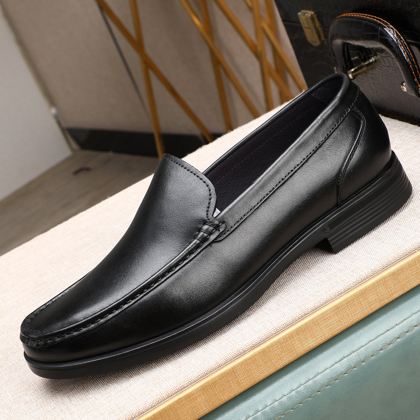 Men's Spring Genuine Slip On Low Comfortable Heels