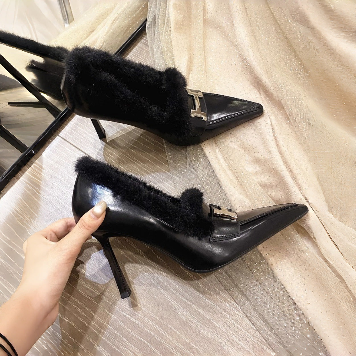 Women's High Pointed Temperament High-grade Not Tired Feet Stiletto Toe Box Women's Fashion Shoes