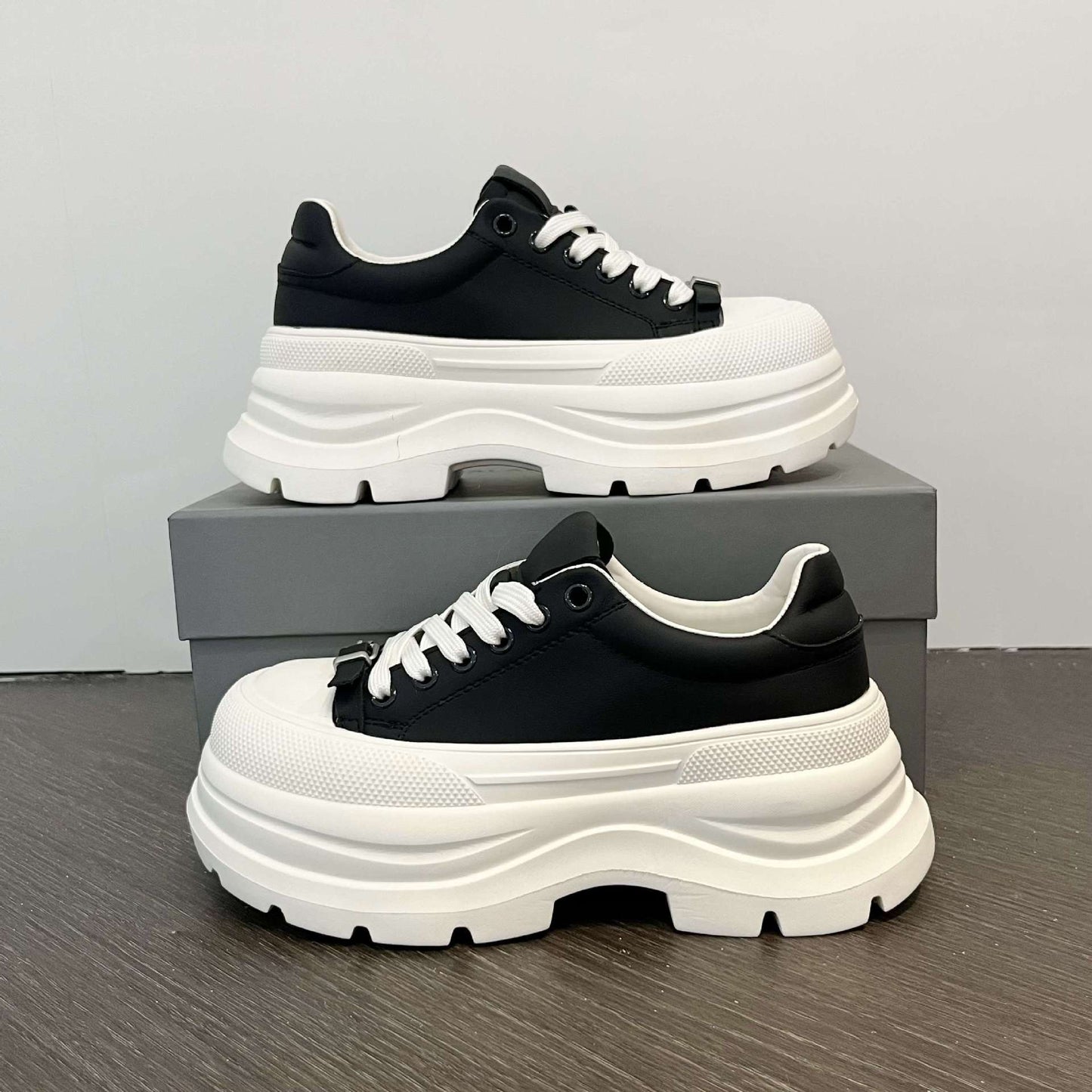 Women's Increasing Korean Style Platform Lace Up Women's Casual Shoes