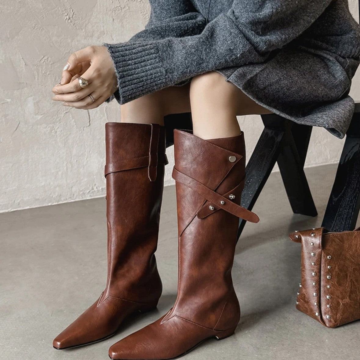 Women's Brown Niche Design Below The Knee Knight Chunky Elegant Belt Women's Leather Boots