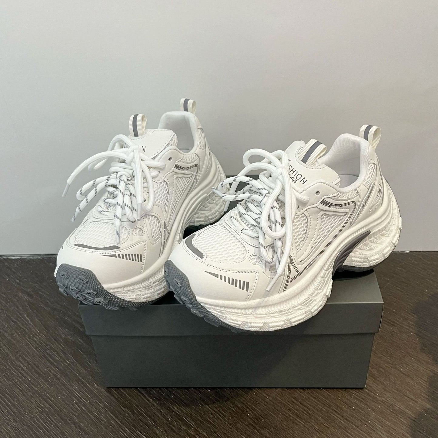 Women's Spring Thick Bottom Dad Breathable Mesh Sneakers