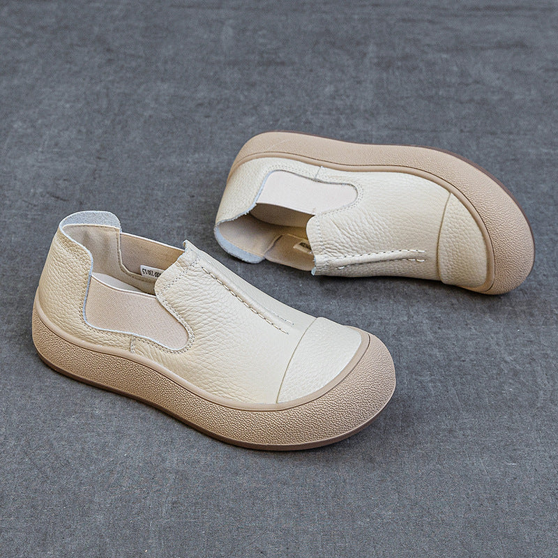 Women's Autumn Slip-on Simple Retro Handmade Round Toe Loose Commuter Flat Women's Casual Shoes