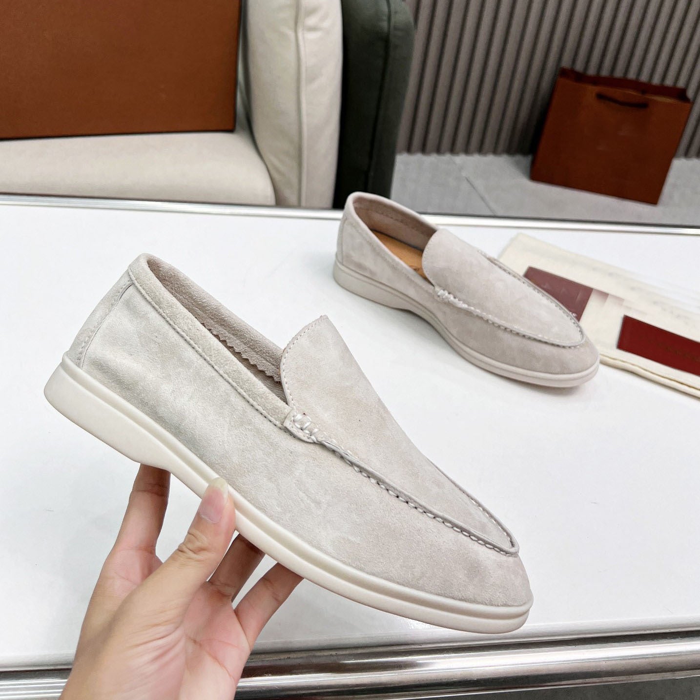 Women's & Men's High Genuine Doug Slip-on Sheepskin Flat Large Women's Fashion Shoes