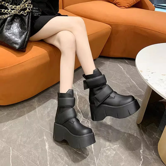 Women's Autumn Thick Bottom Fashion Velcro Muffin Boots