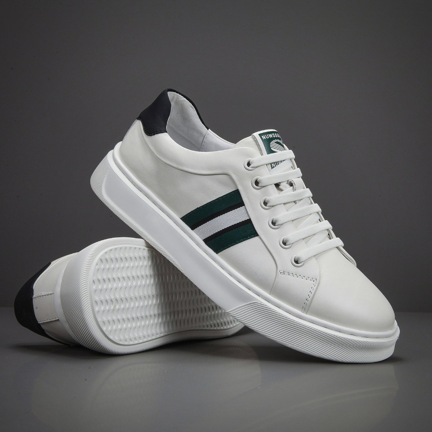 Men's White Spring Flat Sports Fashionable Korean Style Genuine Fashion Lightweight Casual Shoes