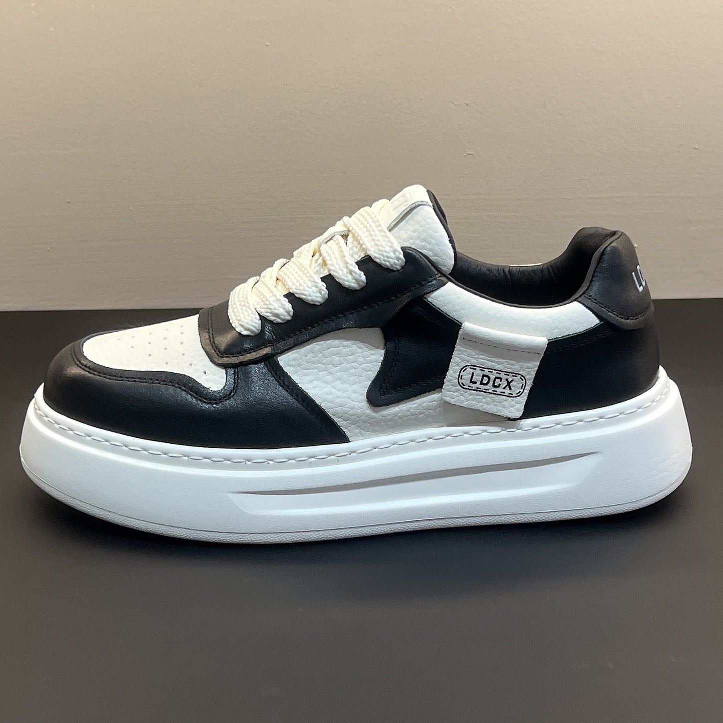 Men's Autumn White British Simple Versatile Platform Men's Board Shoes