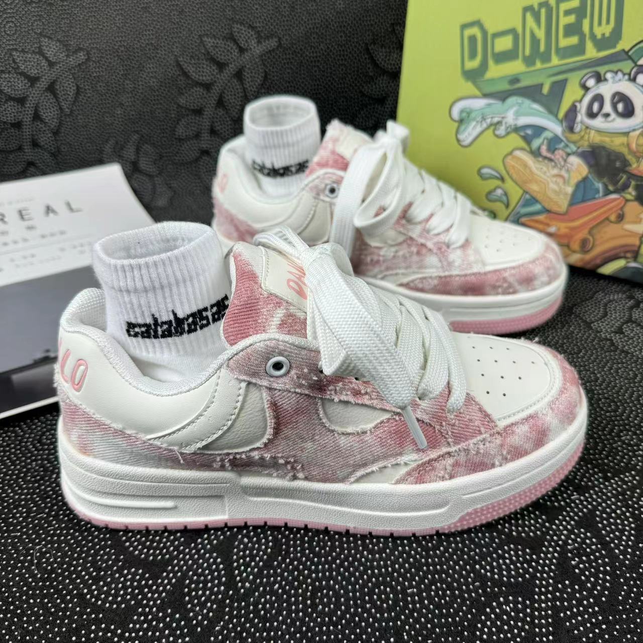 Women's & Men's National Fashion White Niche Board Couple Sneakers