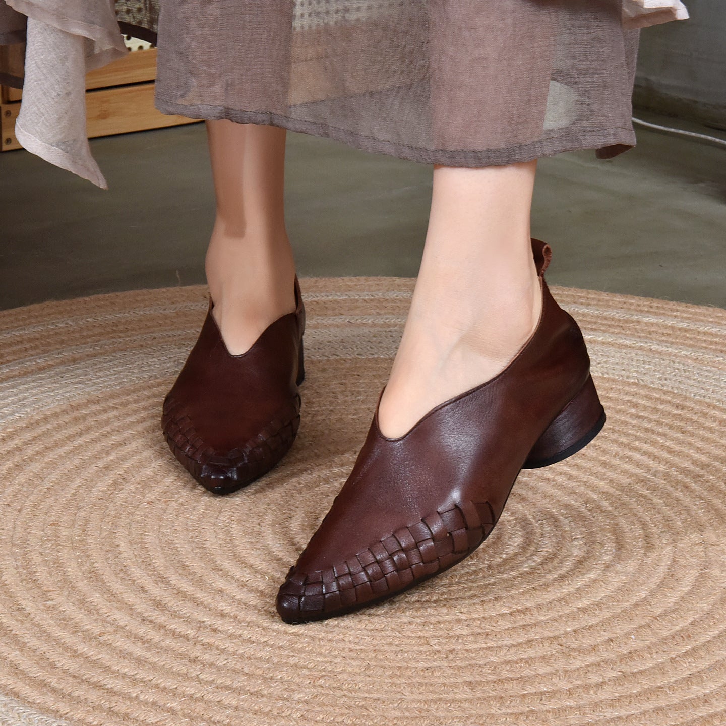 Women's Hand-woven Thin Low Authentic Grandma Heels