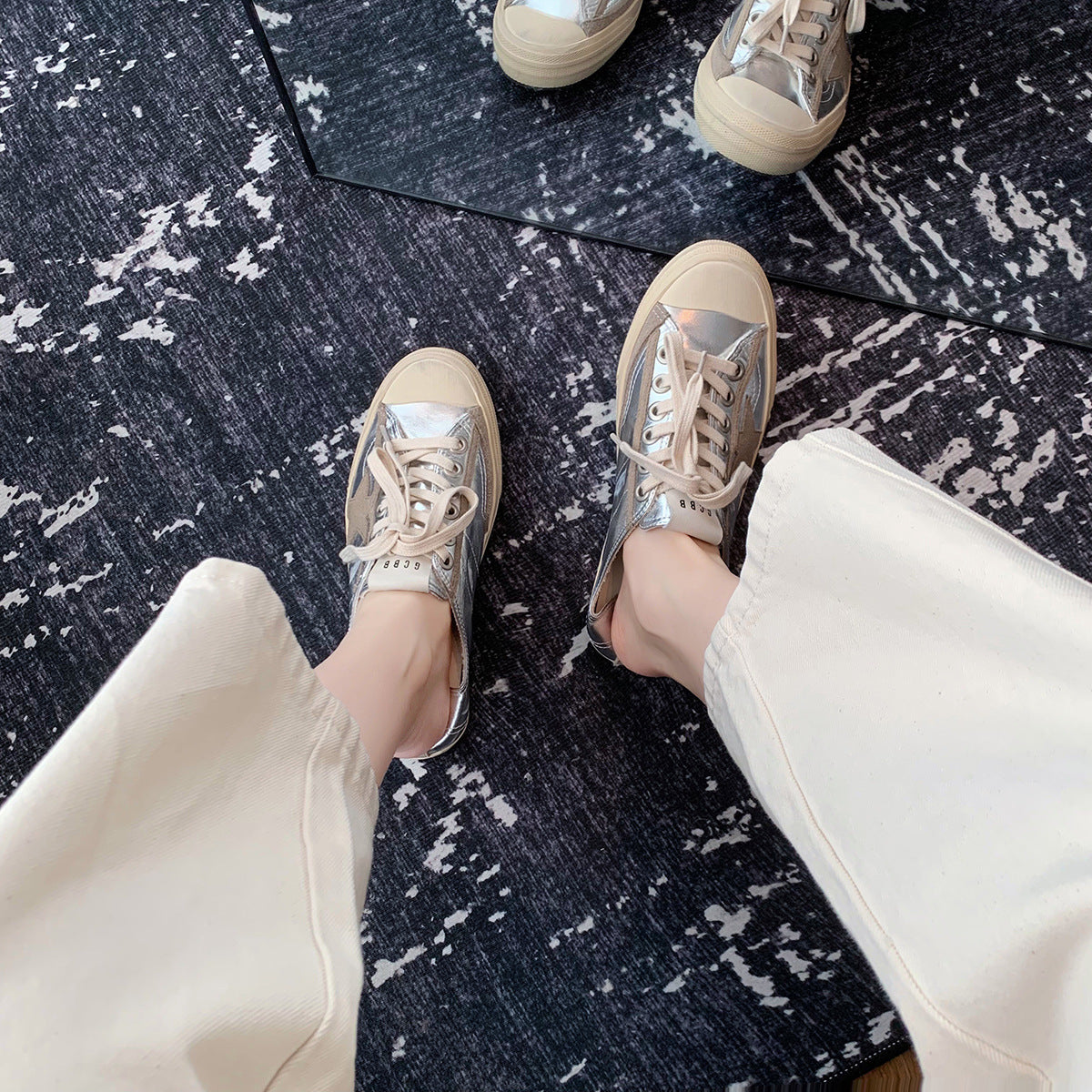 Women's Distressed Dirty Sports White Flat Step-on Half Women's Board Shoes