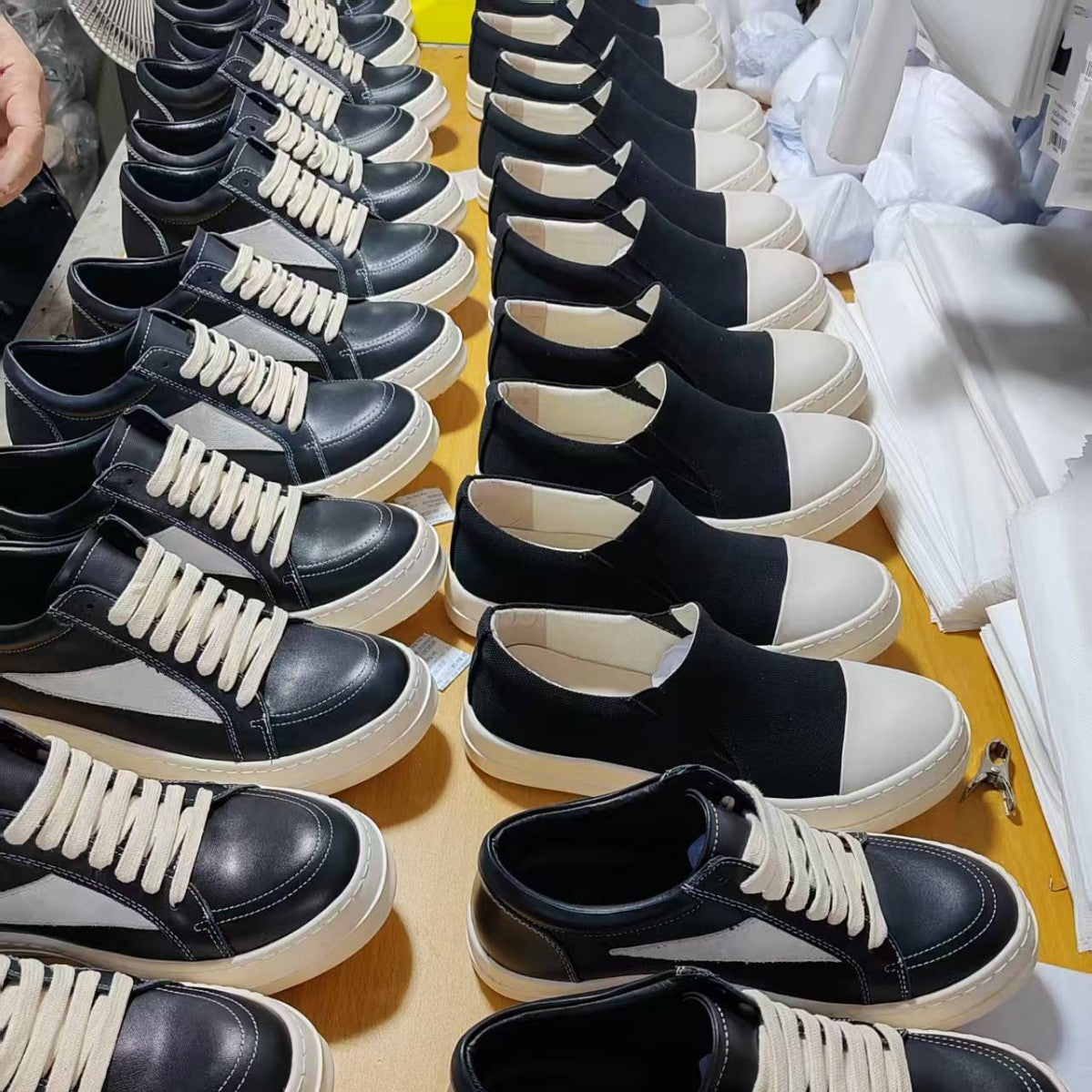Men's One Pedal Fashion Simple Platform Couple Men's Board Shoes