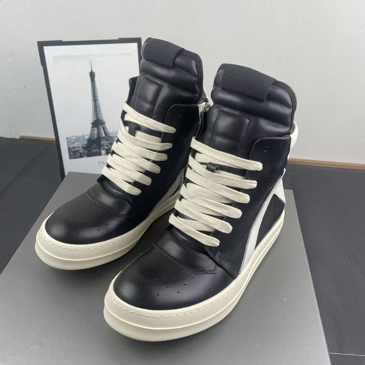 Women's & Men's Winter Sports Board Thick Bottom Inverted Triangle Men's Casual Leather Shoes