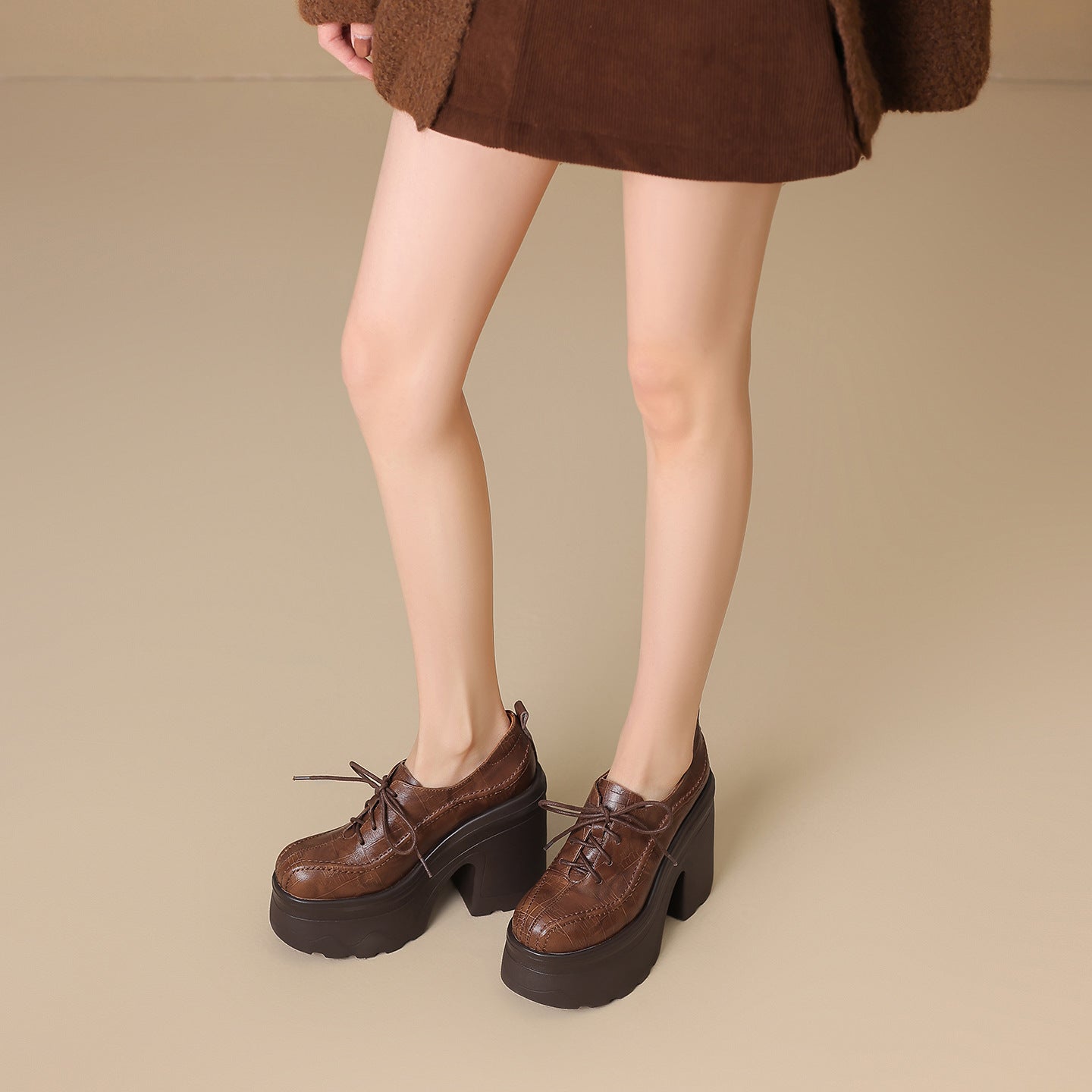 Women's Style Spring Round Toe Thick Bottom Cowhide Leather Shoes