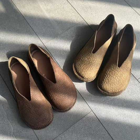 Women's Elephant Pattern Matte Cowhide Retro Handmade Old Authentic Women's Casual Shoes