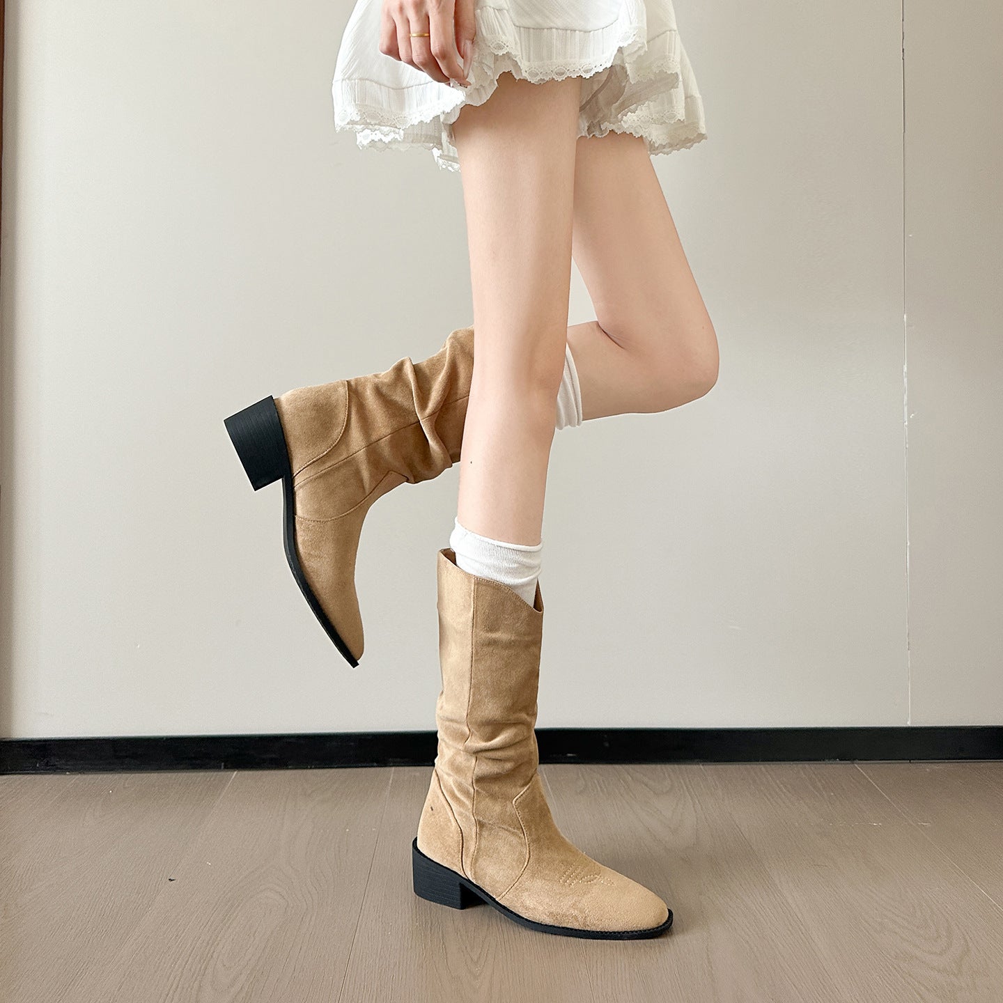 Women's Khaki V Cut Western Cowboy Middle Tall Knight High Pile Women's Leather Boots