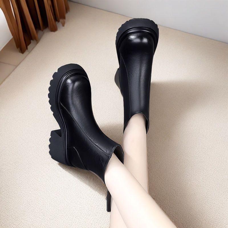 Women's Martin Veet Short Platform Height Increasing Women's Leather Boots