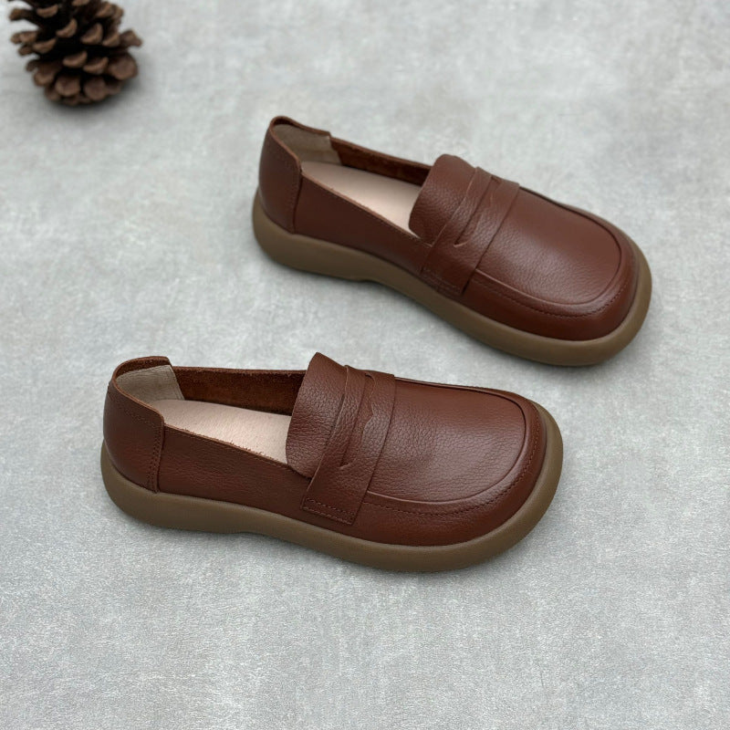 Women's Handmade Genuine Retro Artistic Round Toe Flat Bottom Slip-on Loafers
