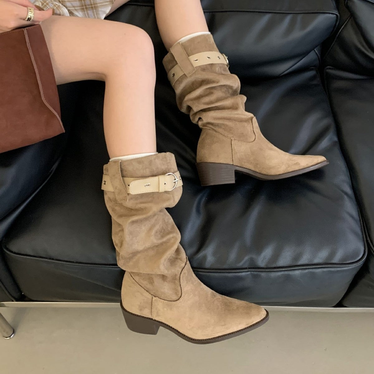 Women's Vintage Crumpled Pile Style Pointed Western Cowboy Thick Middle Women's Leather Boots