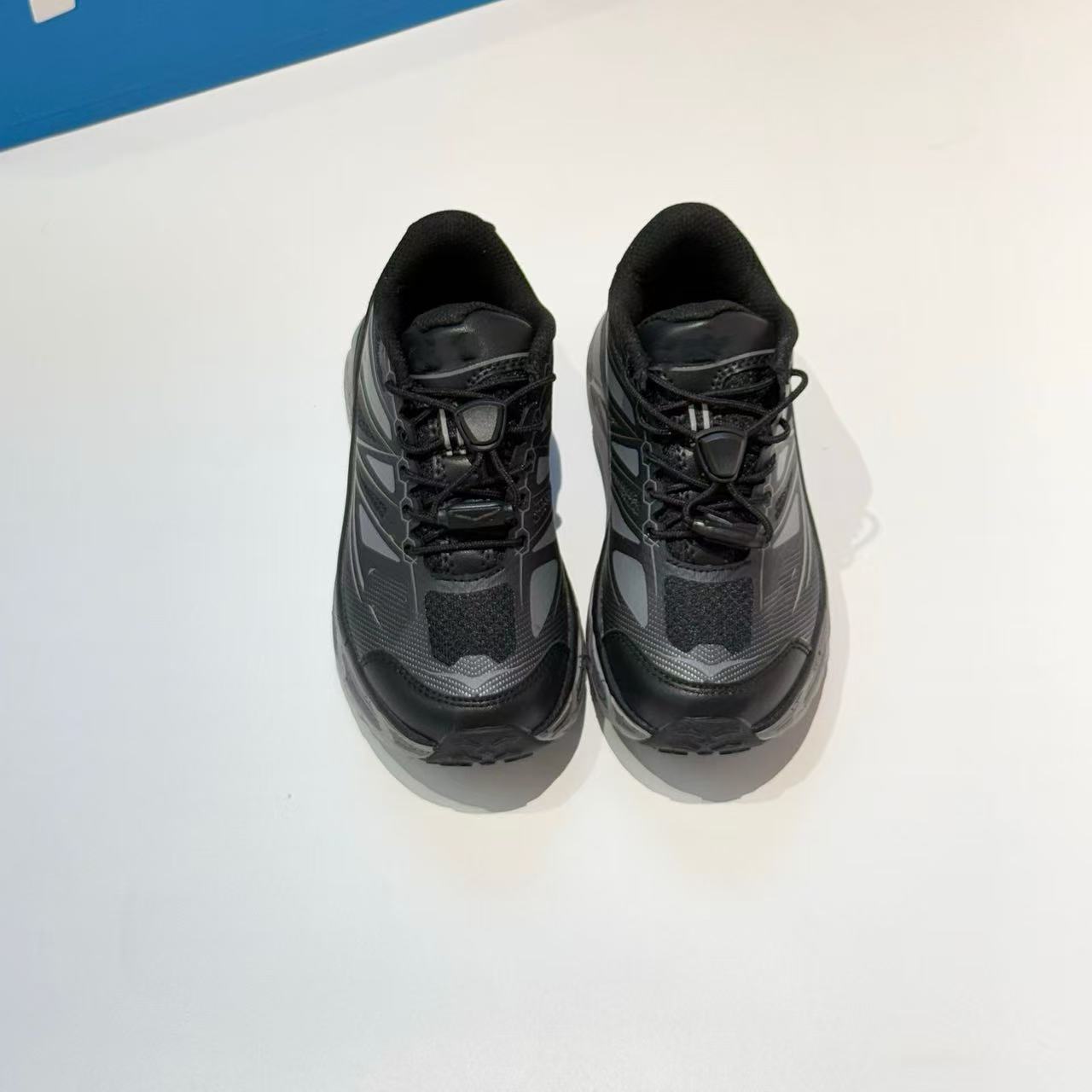 Fashionable Mesh Breathable Boys Running Medium Children's Sports Shoes