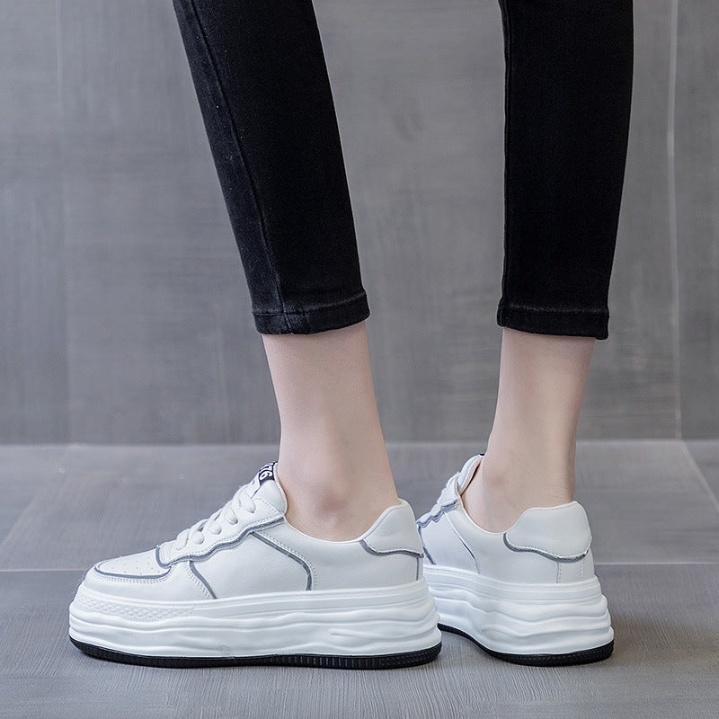 Women's Thick-soled Lightweight Not Tired Feet Versatile Casual Shoes