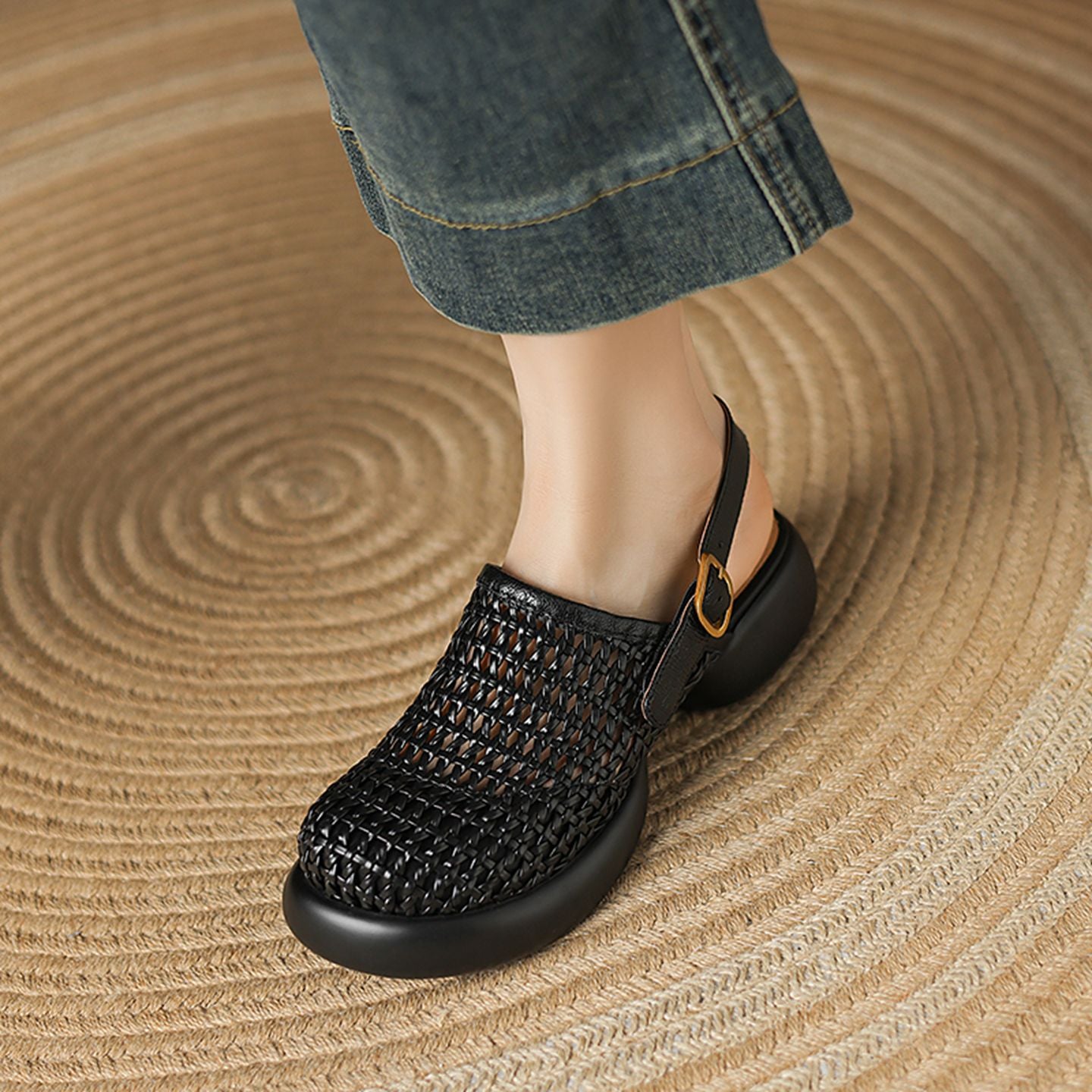 Women's Lightweight Weaving Hollow Thick Bottom Chunky Closed Toe Half Summer Platform Sandals