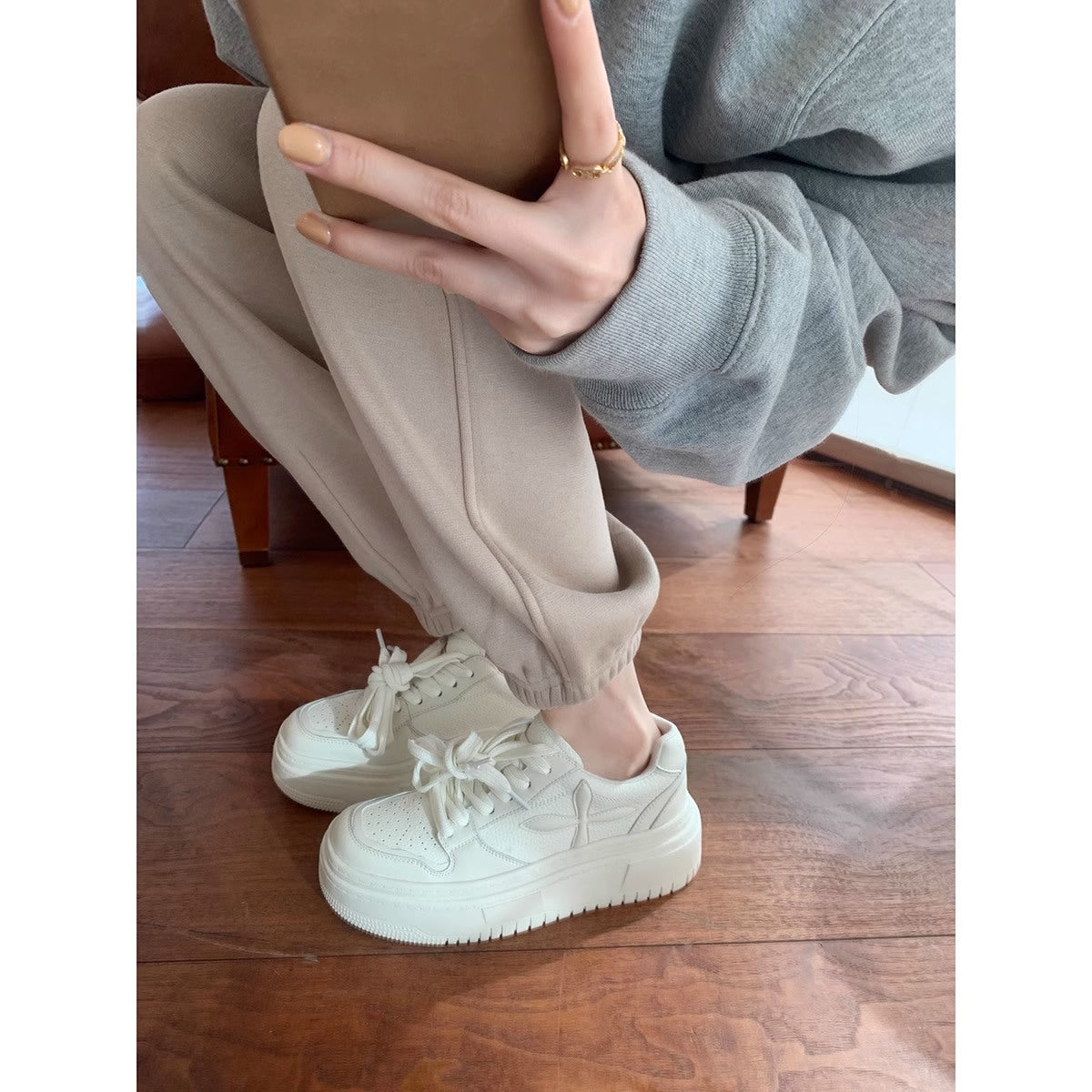 Women's Cowhide Version Small Size Slim Fit Younger Platform Height Women's Casual Shoes