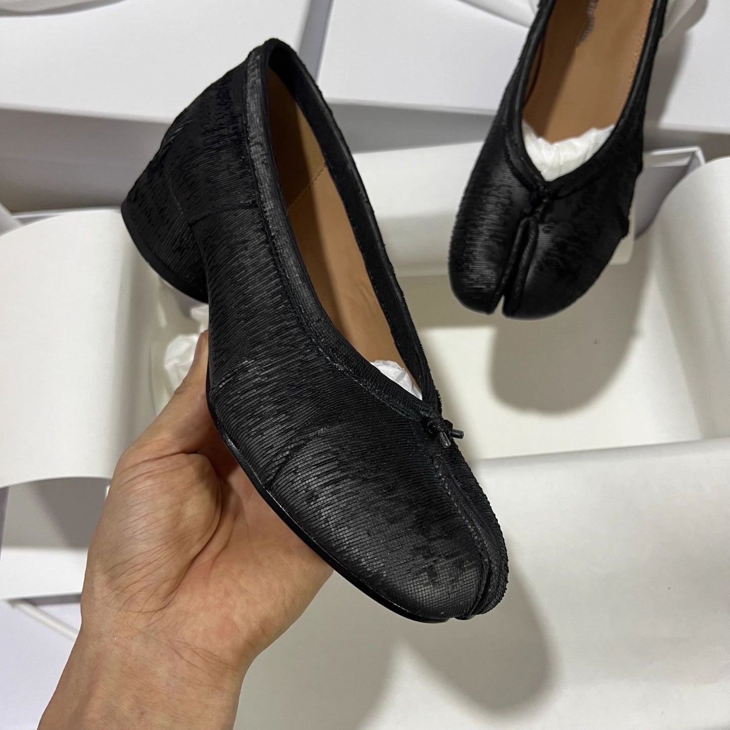 Women's White Sheepskin Split Toe Flat Ballet Women's Casual Shoes