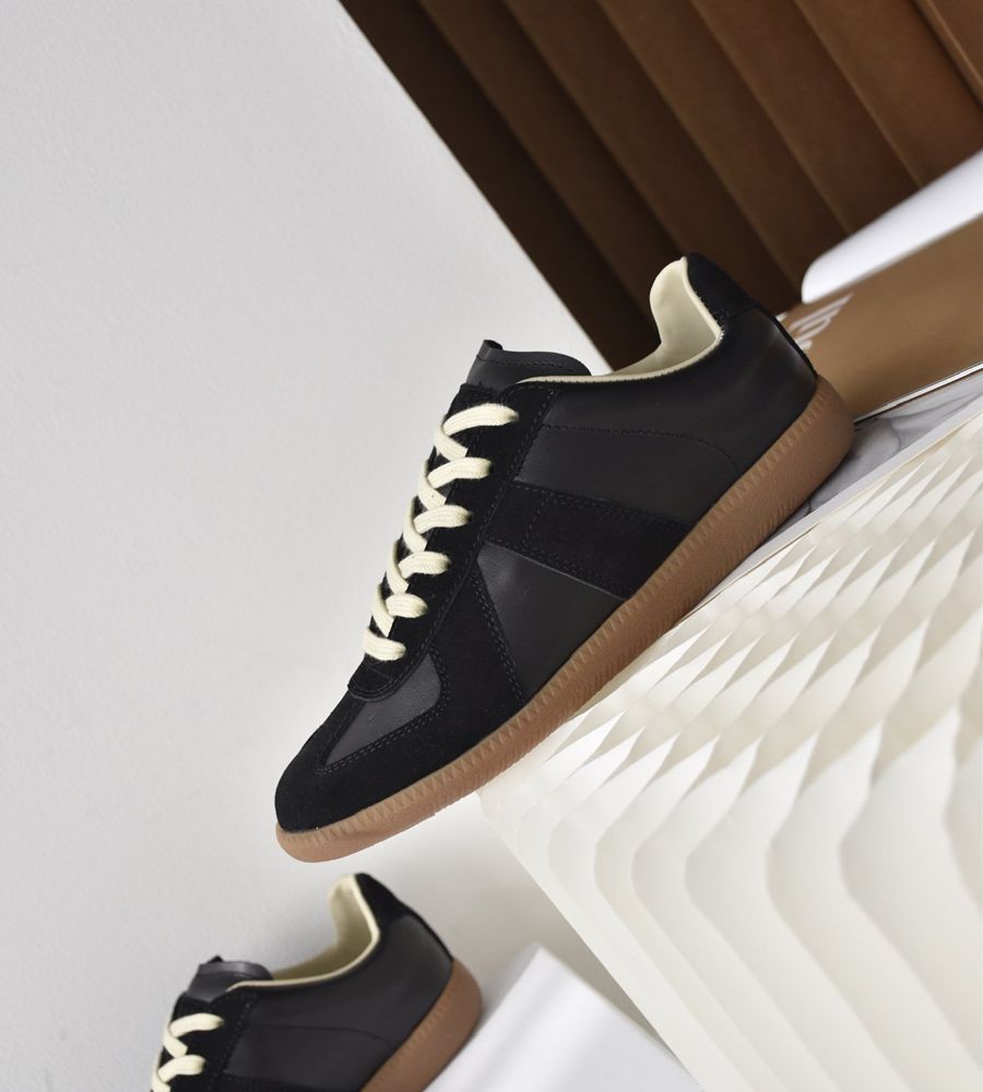 Top Version Series Classic Simple Retro Women's Casual Shoes