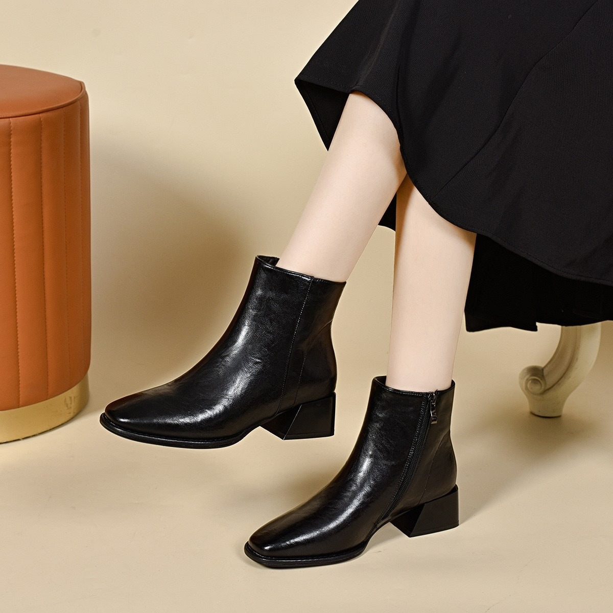 Women's Chelsea Fleece Lined Square Toe Western Style Booties Chunky Women's Leather Boots