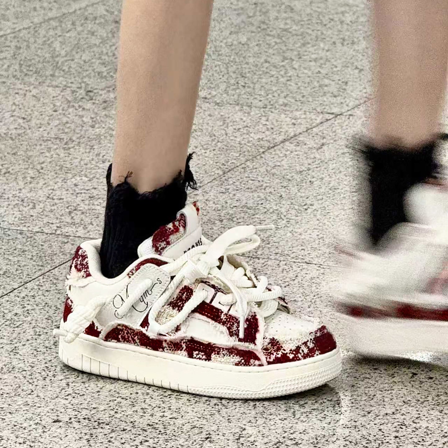Women's & Men's Bread Red Original Life Classic Style Men's Shoes