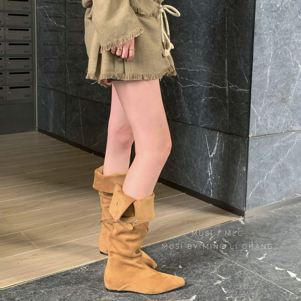 Women's Toe Height Increasing Insole Short Elegant Slimming French Fashion Sexy Boots