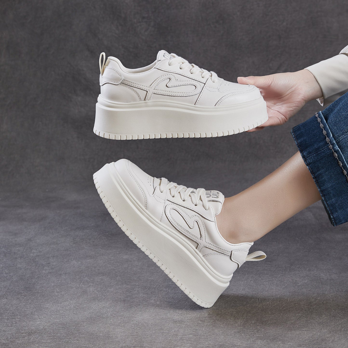 Women's First Layer Cowhide Simple Thick Bottom Hight Increasing Board Spring Women's Casual Shoes