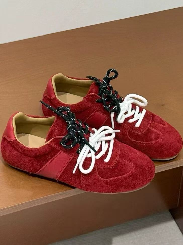 Cowhide Flat Autumn Round Head Leisure Fashion Soft Bottom Breathable Women's Casual Shoes