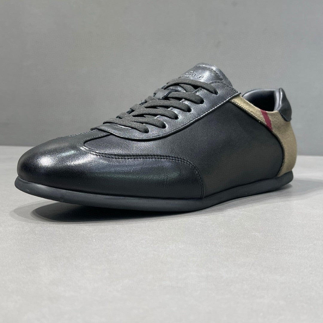 Men's Summer Breathable Trendy Fashion Joker Slip-on Men's Board Shoes