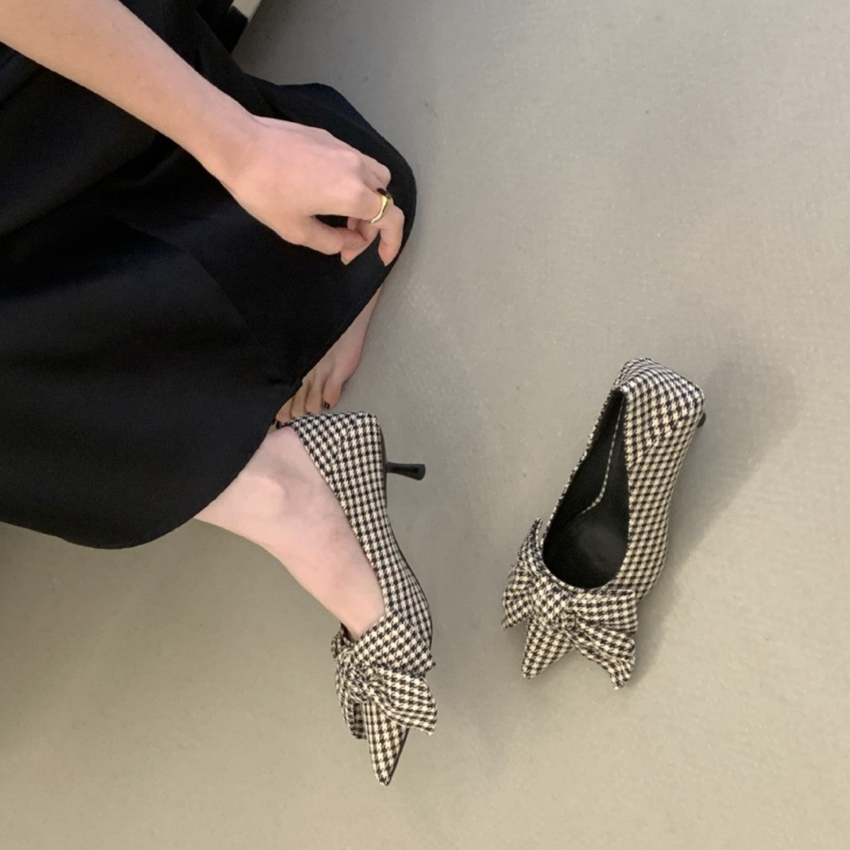 Toe Low-cut Female Stilettos Bow Graceful Heels