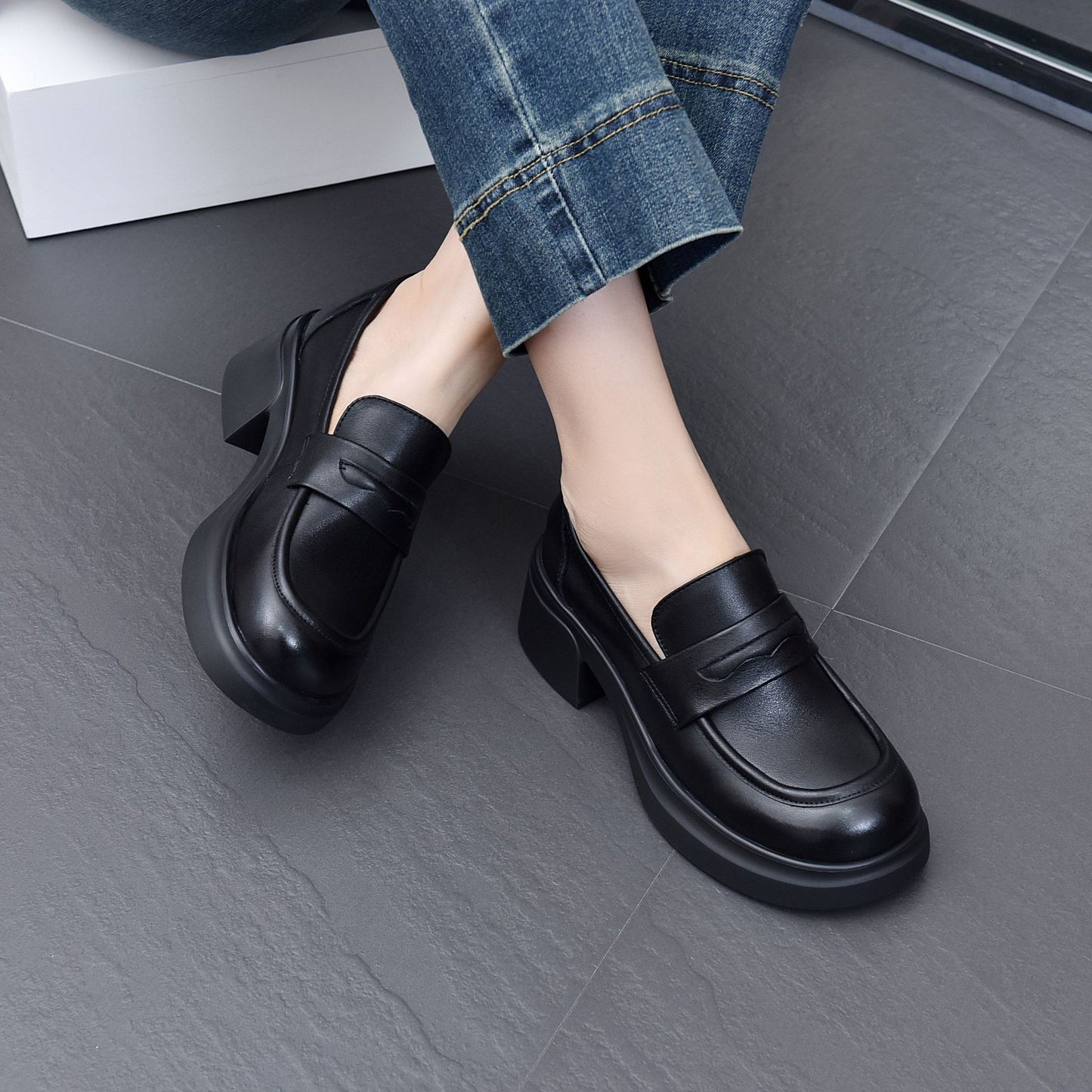 Women's First Layer Cowhide Black British Style Platform Autumn Loafers