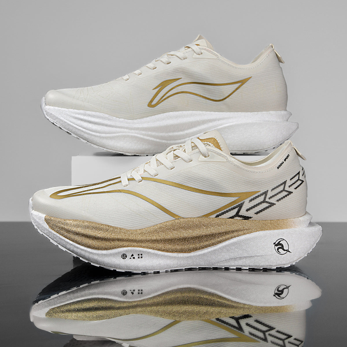 Women's & Men's Carbon Plate Running Lightweight Breathable Soft Men's Sports Shoes